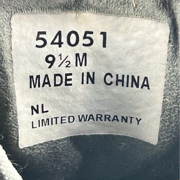 FootJoy FJ Contour Series White Leather Spikes Golf Shoe 54051; Men's Size 9.5 M - Picture 3 of 16